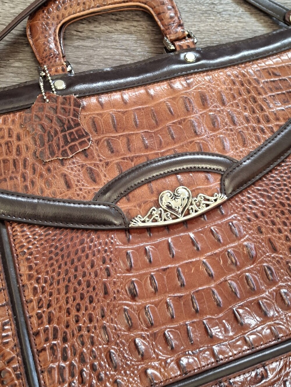 VTG MC Croc-Embossed Brown Leather Breifcase with Dark Trim And Silver Heart - Picture 2 of 16